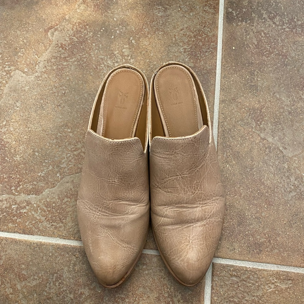 Frye Leather Raye Mule